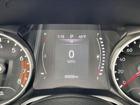 Used 2018 Jeep Compass Latitude image 12