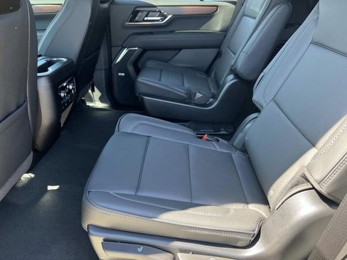 Used 2026 GMC Yukon Denali w/ Advanced Technology Package image 20