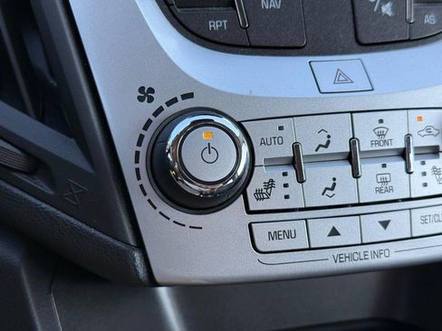 Used 2016 Chevrolet Equinox LTZ w/ Enhanced Convenience Package FWD image 27