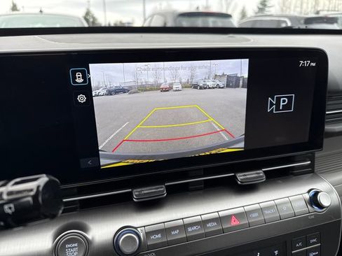 Used 2024 Hyundai Kona SEL image 22