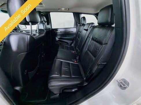 Used 2012 Jeep Grand Cherokee Laredo AWD/4WD image 23