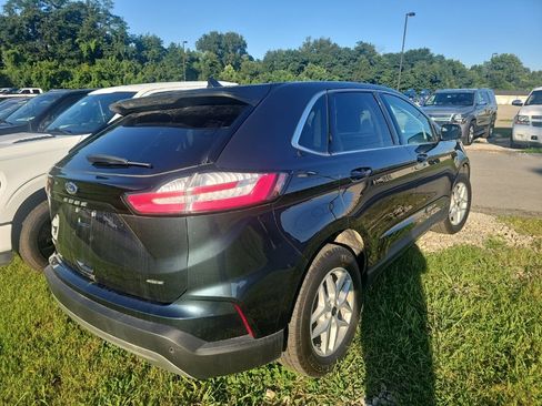 Used 2024 Ford Edge SEL w/ Convenience Package AWD/4WD image 8