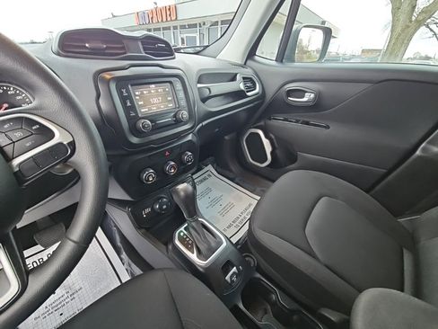 Used 2020 Jeep Renegade Sport w/ Sport Appearance Group image 31