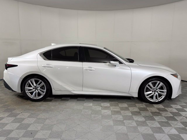 Used 2023 Lexus IS 300 w/ Comfort Package RWD image 9