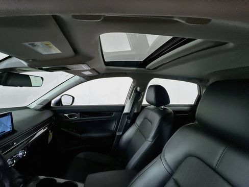 Used 2023 Honda Civic Touring image 22