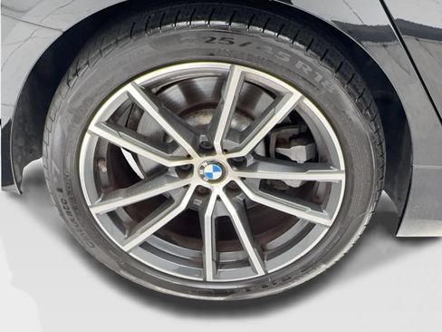 Used 2022 BMW 330i Sedan w/ Driving Assistance Package RWD image 16