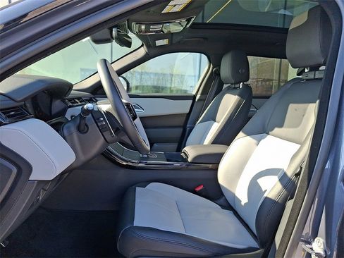 Certified 2026 Land Rover Range Rover Velar Dynamic SE image 15