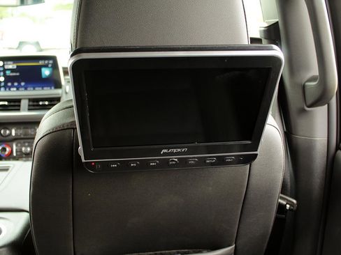 Used 2022 Chevrolet Tahoe Z71 w/ Luxury Package image 35