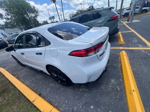 Used 2024 Toyota Corolla SE FWD image 5