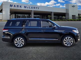Used 2024 Lincoln Navigator Reserve video 2