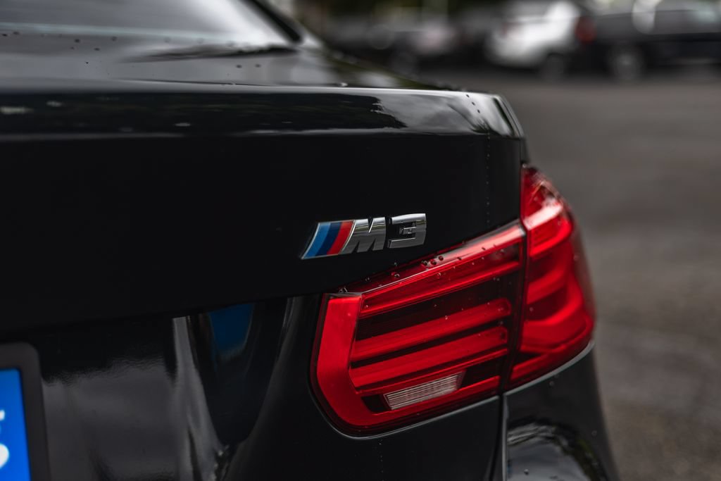 Used 2016 BMW M3 RWD image 6