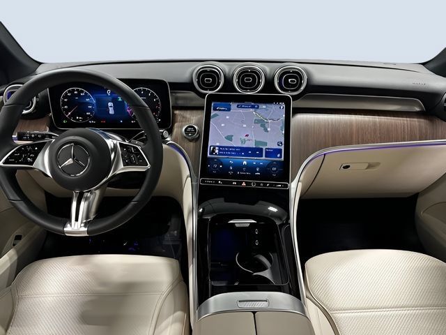 Used 2026 Mercedes-Benz GLC 300 4MATIC image 19