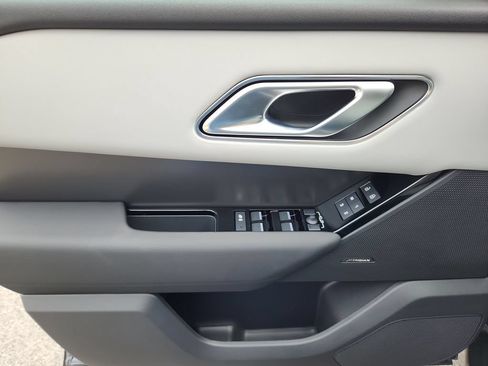 New 2026 Land Rover Range Rover Velar S AWD/4WD image 24