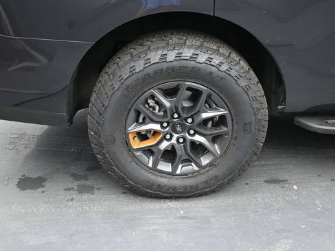 Used 2025 Ford Expedition Tremor AWD/4WD image 13