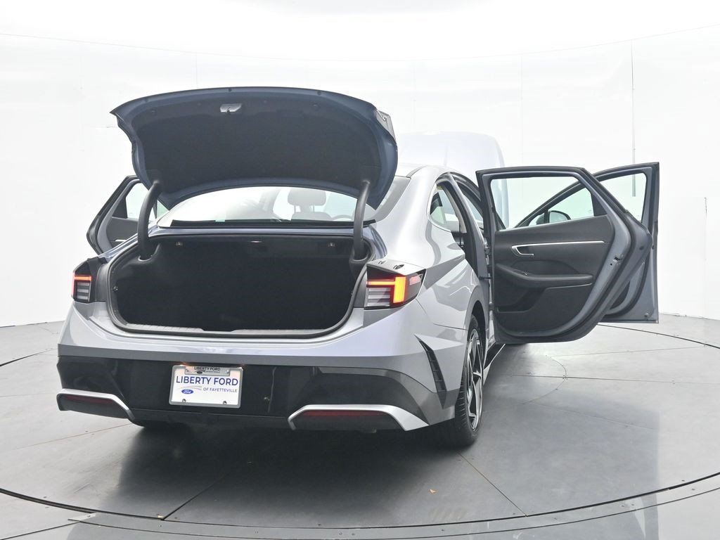 Used 2026 Hyundai Sonata SEL FWD image 41