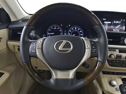 Used 2015 Lexus ES 350 w/ Premium Package image 16