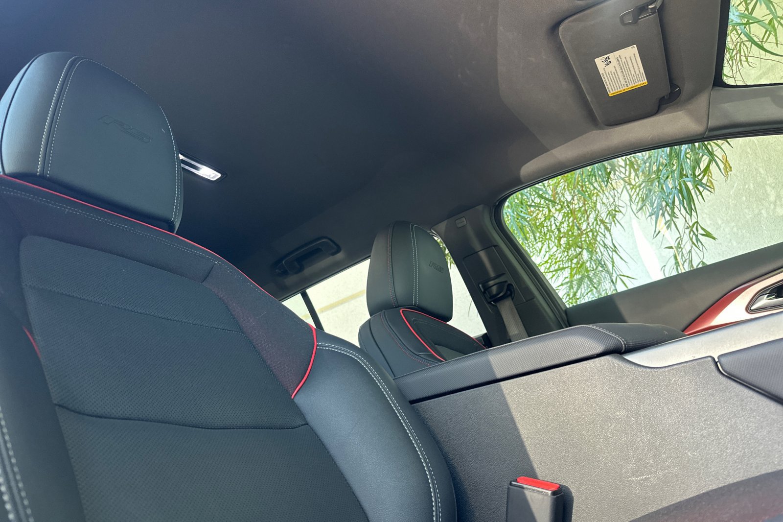 Used 2024 Chevrolet Equinox EV RS FWD image 20