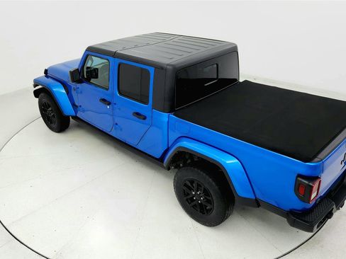 Used 2022 Jeep Gladiator Sport AWD/4WD image 15