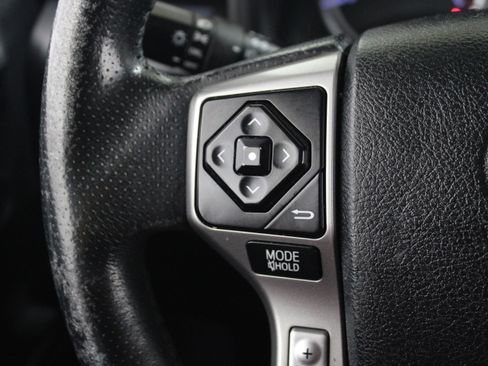 Used 2017 Toyota 4Runner SR5 image 8