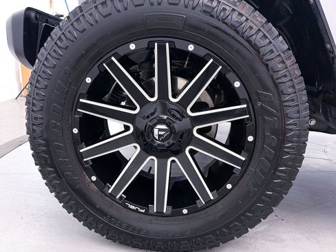 Used 2021 Jeep Wrangler Unlimited Sahara w/ Safety Group AWD/4WD image 14