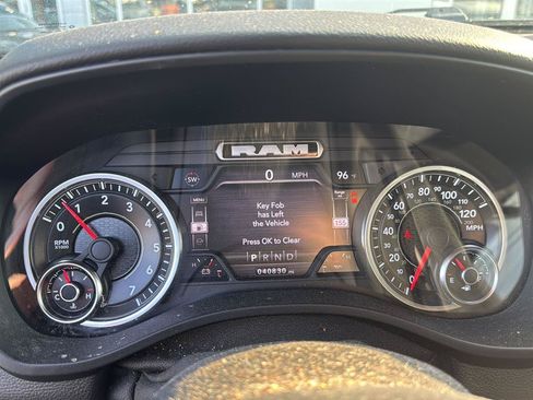 Used 2022 RAM 1500 Big Horn AWD/4WD image 10