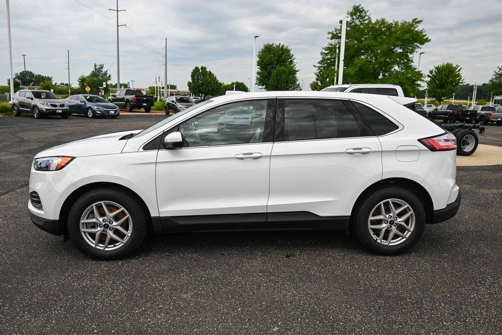 Certified 2024 Ford Edge SEL w/ Convenience Package AWD/4WD image 8