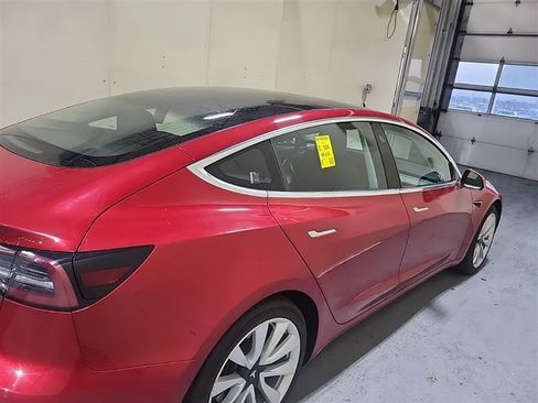 Used 2018 Tesla Model 3 Long Range RWD image 3