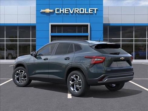 New 2025 Chevrolet Trax LT w/ Driver Confidence Package image 3