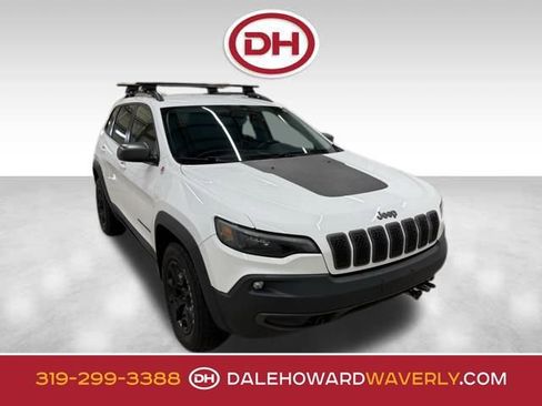 Used 2019 Jeep Cherokee Trailhawk w/ Cold Weather Group image 1