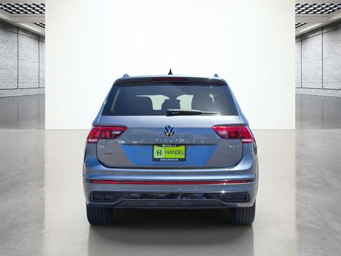 Used 2022 Volkswagen Tiguan SE R-Line AWD/4WD image 7