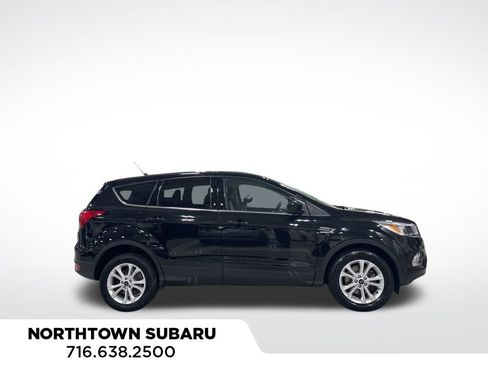 Used 2019 Ford Escape SE image 26