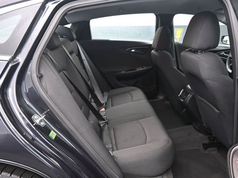 Used 2023 Chevrolet Malibu LT image 14