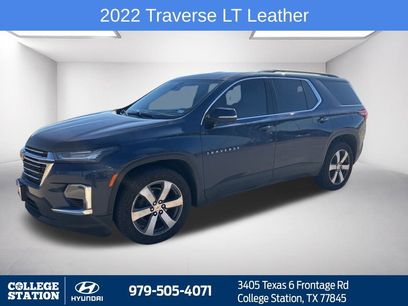 Used 2022 Chevrolet Traverse LT w/ LT Premium Package