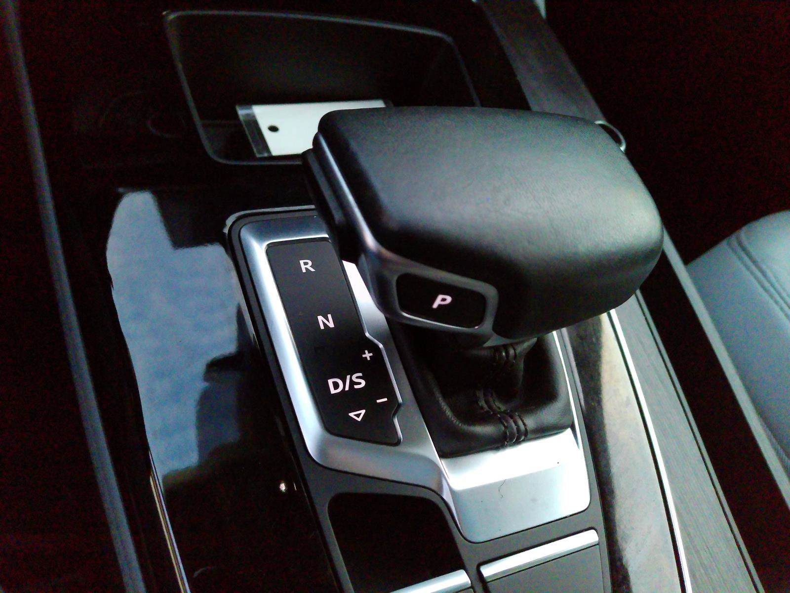 Used 2021 Audi Q5 2.0T Premium Plus w/ Premium Plus Package AWD/4WD image 9