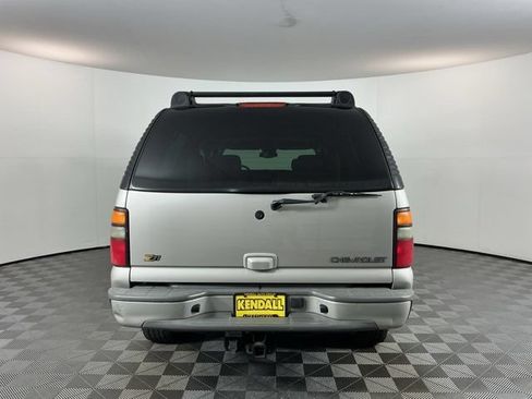 Used 2004 Chevrolet Suburban Z71 w/ Preferred Equipment Group AWD/4WD image 5