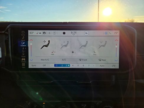 Used 2024 Jeep Wrangler Unlimited Rubicon 392 image 22