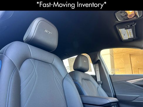 New 2026 Buick Envista Sport Touring w/ Convenience I Package FWD image 17