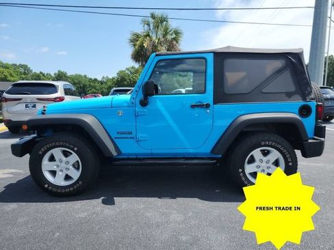 Used 2017 Jeep Wrangler Sport w/ Quick Order Package 24S AWD/4WD image 11
