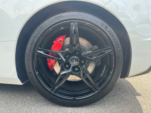 Used 2021 Chevrolet Corvette Stingray Preferred Cpe w/ Z51 Performance Package image 13