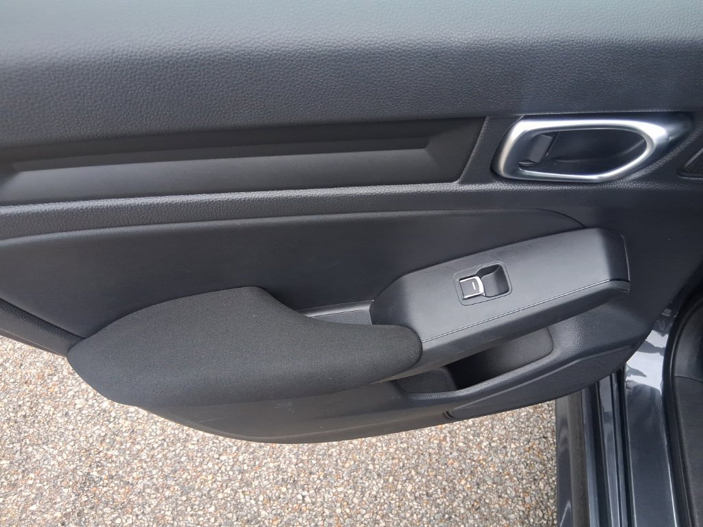 Used 2022 Honda Civic Sport image 11