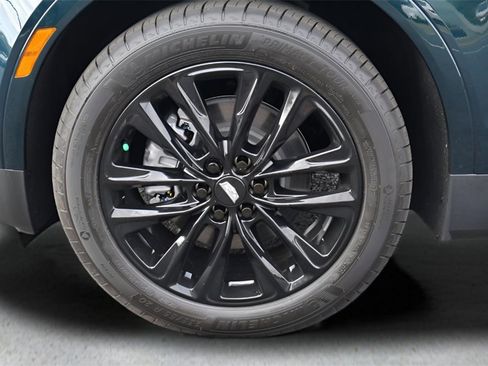 New 2026 Cadillac XT5 Luxury w/ LPO, ONYX Package image 9