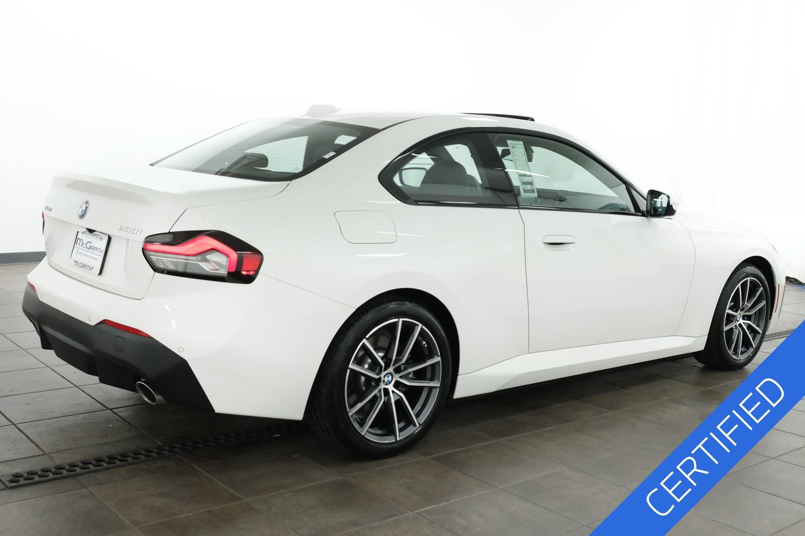 Used 2025 BMW 230i xDrive Coupe w/ Premium Package AWD/4WD image 5