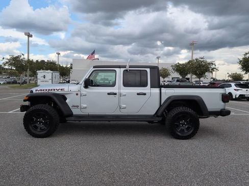 Used 2023 Jeep Gladiator Mojave w/ Cold Weather Group AWD/4WD image 7