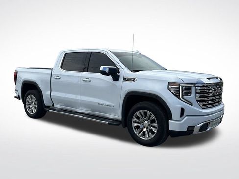 Used 2026 GMC Sierra 1500 Denali w/ Technology Package RWD image 9