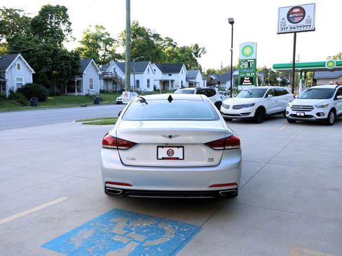 Used 2018 Genesis G80 3.8 w/ Option Group 02 image 6