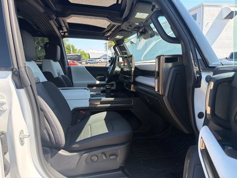 Used 2025 GMC Hummer EV 3X AWD/4WD image 27
