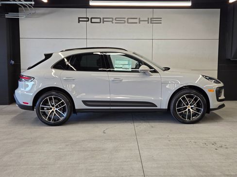 New 2025 Porsche Macan AWD/4WD image 28
