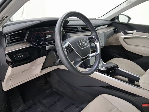 Certified 2024 Audi Q8 e-tron Premium Plus w/ Premium Plus Package image 20