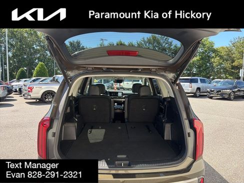 Used 2025 Kia Telluride S FWD image 10