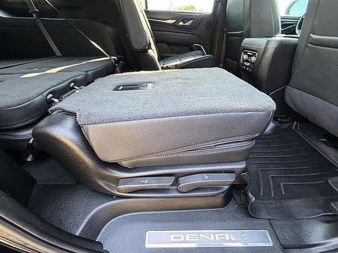 Used 2024 GMC Yukon XL Denali w/ Advanced Technology Package image 63